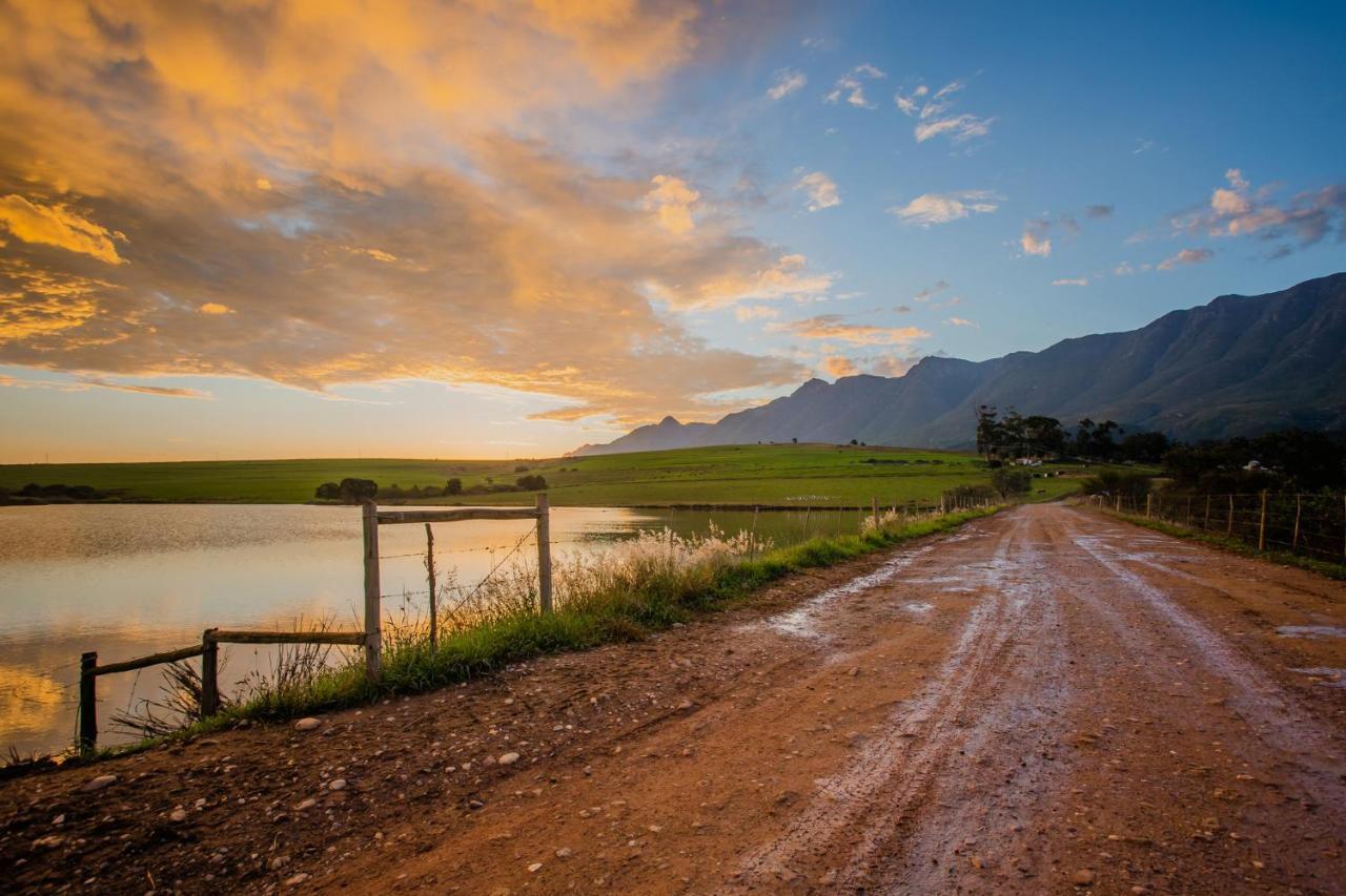 Вилла Appelsbosch Guest Farm Свеллендам Экстерьер фото